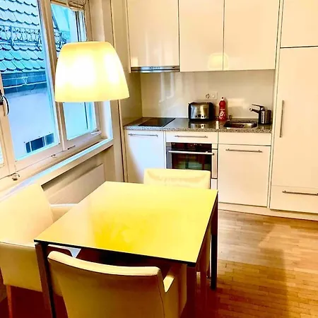 Apartment Old Town In The Heart Of Center, Munster - Self Checkin Zurich
