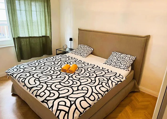 Old Town In The Heart Of Center, Munster - Self Checkin Zurich